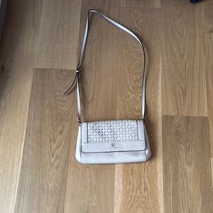 Kate Spade ♠️ Elegant Cream Crossbody Bag